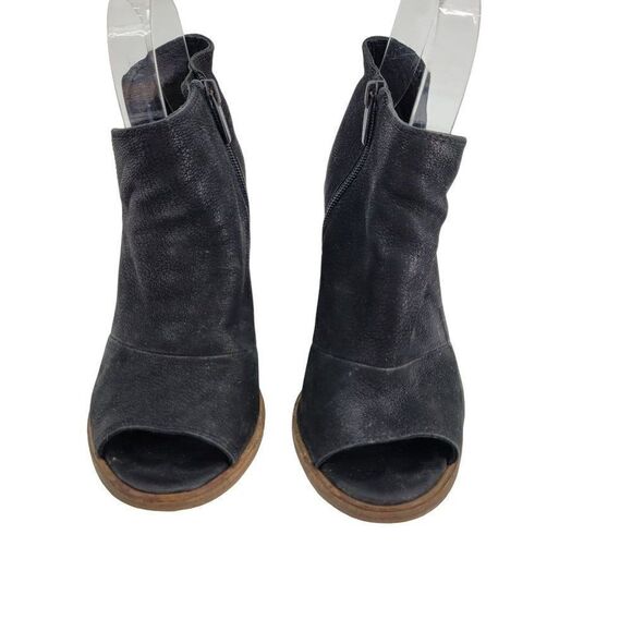 Vince Camuto Ankle Booties 6.5 Black Leather‎ Suede Stacked Block Heel Peep Toe - Picture 6 of 11